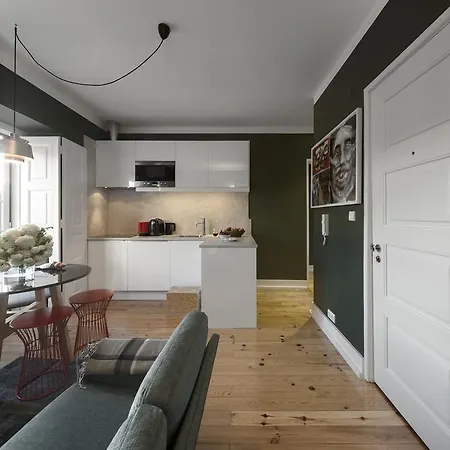 Apartment Flattered To Be In