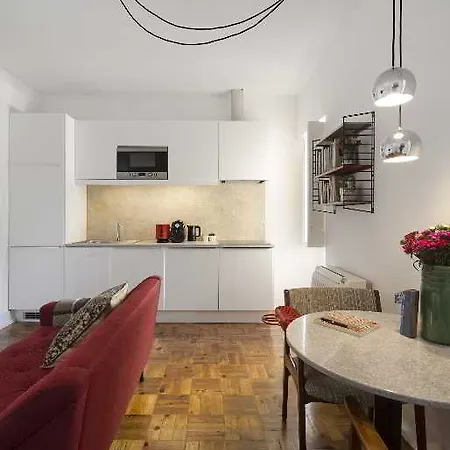 Flattered To Be In Apartmán Tomar