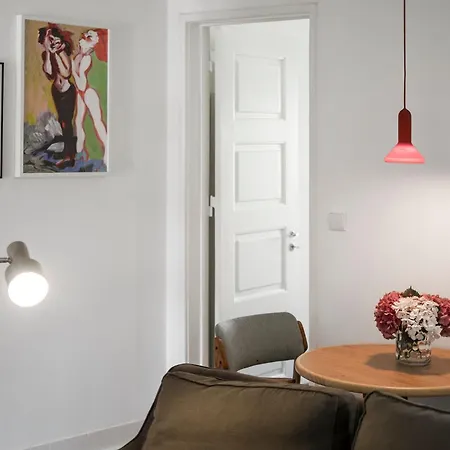 Flattered To Be In Appartamento