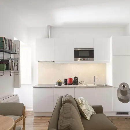 Flattered To Be In * Tomar