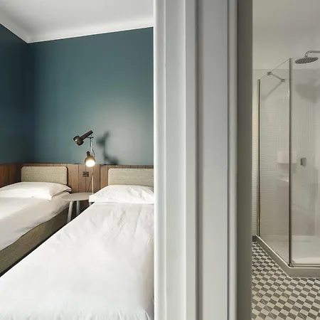 Flattered To Be In Apartman Tomar