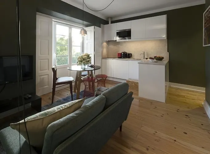 Flattered To Be In Tomar